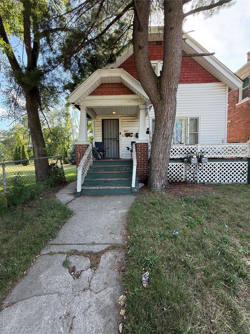 9931 Cascade St, Detroit, MI, 48204-1411 | Card Image