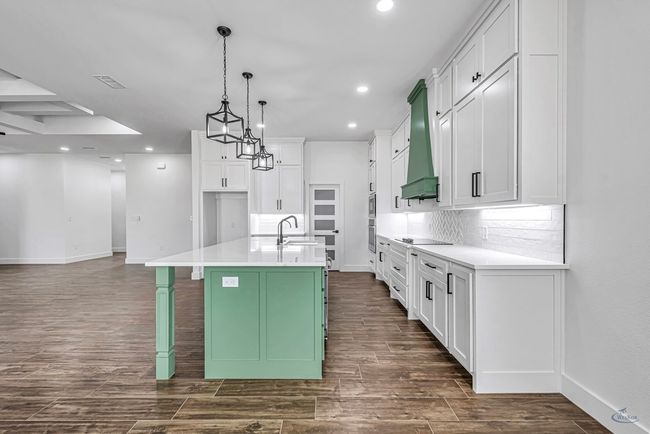 2200 S County Road 1059, House other with 4 bedrooms, 3 bathrooms and 2 parking in Midland TX | Image 19