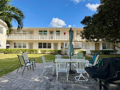 148 Bedford F, West Palm Beach, FL, 33417-2290 | Card Image