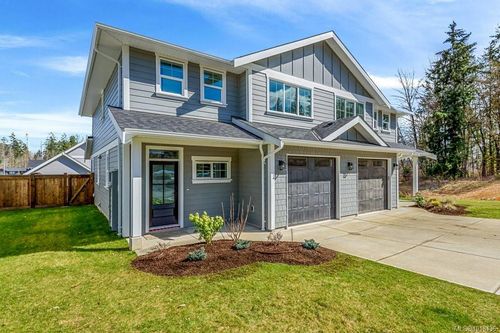 203-2580 Brookfield Dr, Courtenay, BC, V9N0J8 | Card Image