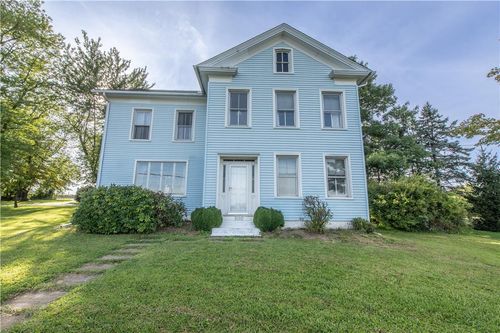 300 S Delaware Dr, Mount Bethel, PA, 18343-5861 | Card Image