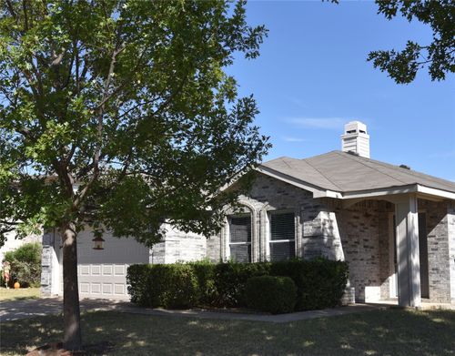7713 Settlement Dr, Denton, TX, 76210-7112 | Card Image