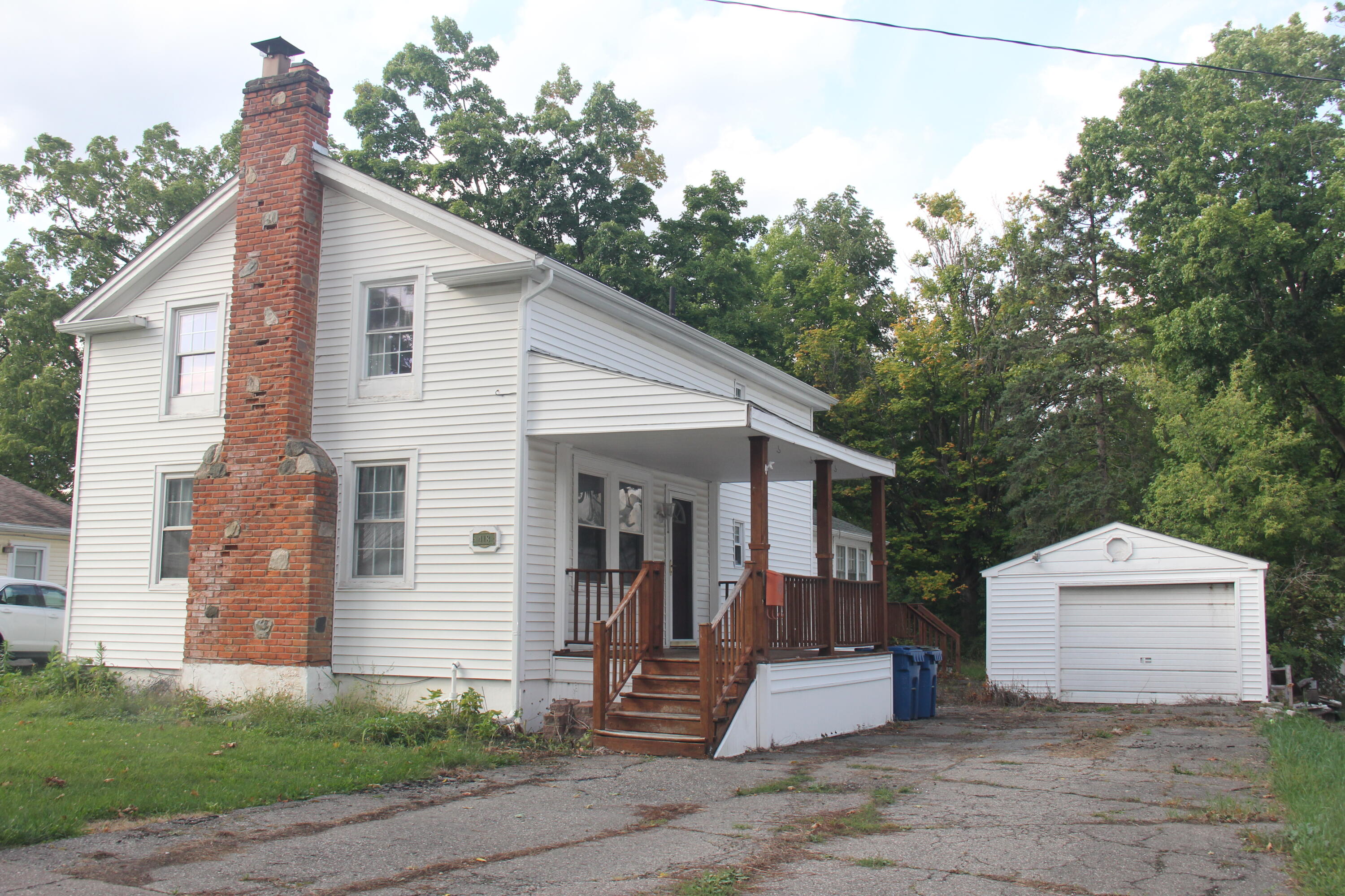 Hattie St, Grand Blanc, MI 48439