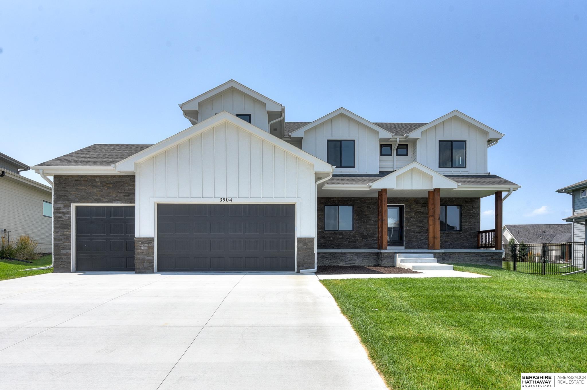 George B Lake Pkwy, Elkhorn, NE 68022
