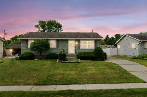 3231 W 75th Pl, Merrillville, IN, 46410 | Card Image