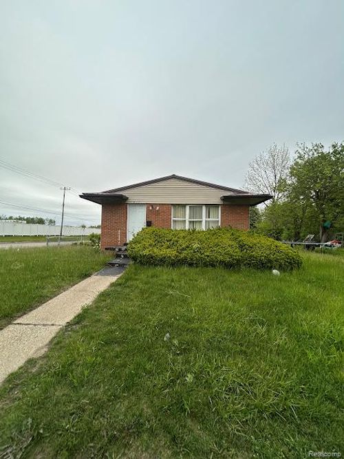 18001 Caldwell Street, Detroit, MI, 48234 | Card Image