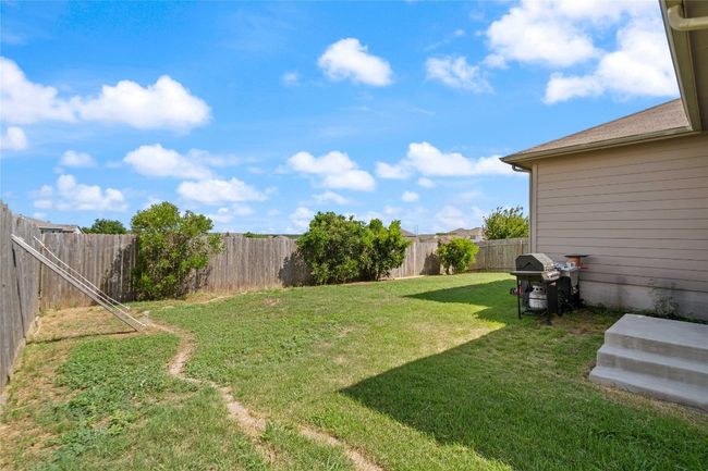336 Waterloo Dr, House other with 3 bedrooms, 2 bathrooms and 4 parking in Kyle TX | Image 23