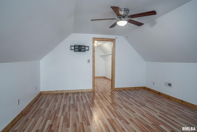 401 N 11 Th St, House other with 2 bedrooms, 2 bathrooms and null parking in Clinton IA | Image 21
