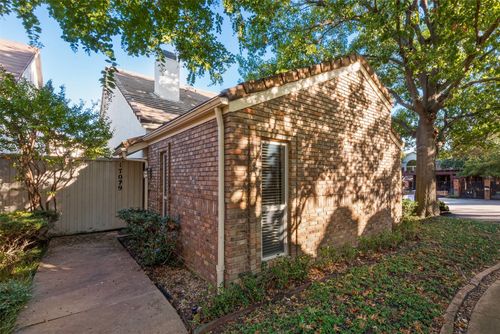17079 Upper Bay Rd, Addison, TX, 75001-5045 | Card Image