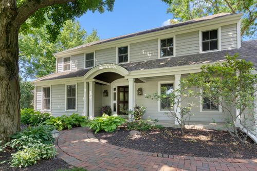 N61W29544 S Woodfield Rd, Hartland, WI, 53029-9206 | Card Image