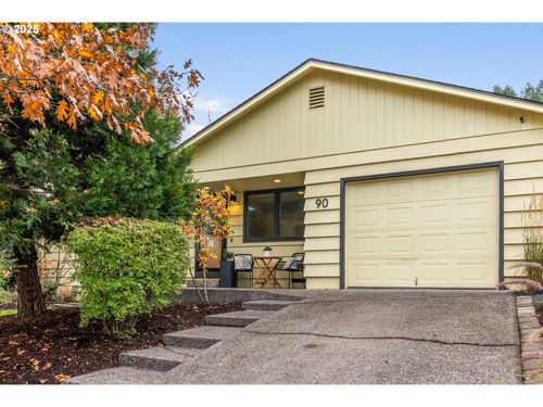 90 E 40th Ave, Eugene, OR, 97405-3487 | Card Image