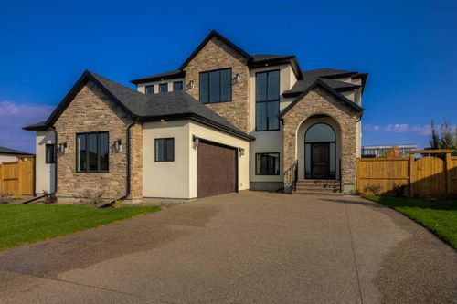 93 Prairie Arbour Boulevard S, Lethbridge, AB, T1K5W3 | Card Image