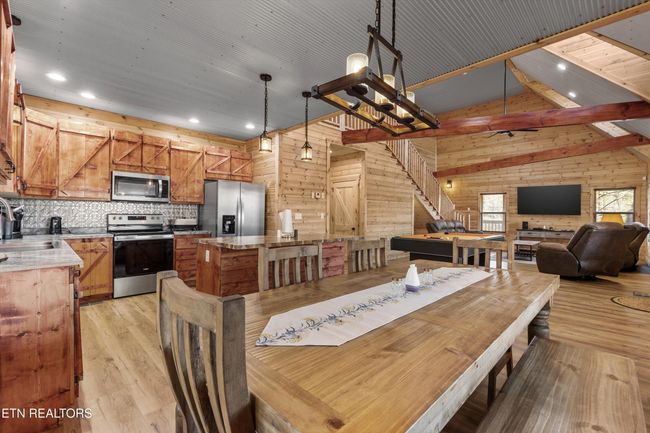 1109 Dry Valley Rd, House other with 2 bedrooms, 3 bathrooms and null parking in Townsend TN | Image 9
