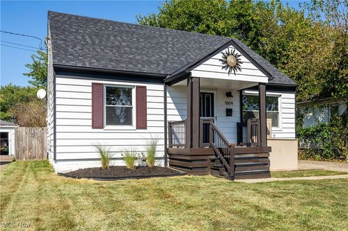 1604 W 21st St, Lorain, OH, 44052-4421 | Card Image