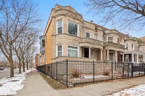 6556 S Woodlawn Avenue, Chicago, IL, 60637 | Card Image