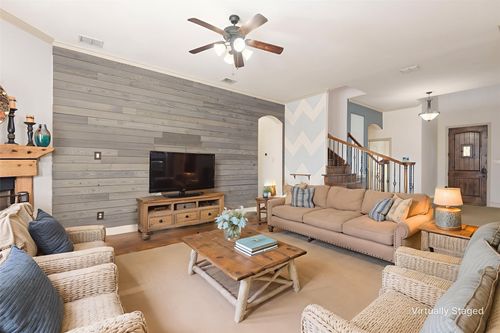 106 Highwood Ave, Oak Point, TX, 75068-3040 | Card Image