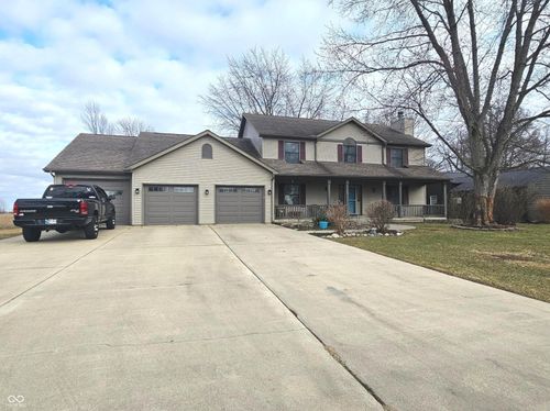 716 Allen Dr, Sweetser, IN, 46987-1100 | Card Image