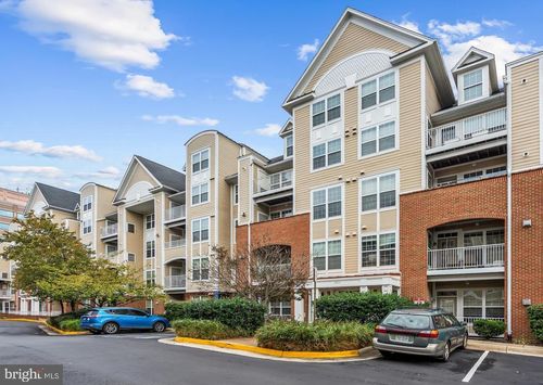 apt-109-2711 Bellforest Ct, VIENNA, VA, 22180-7311 | Card Image