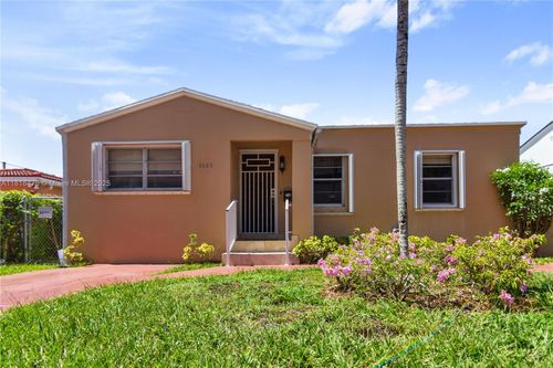 3685 Sw 26th St, Miami, FL, 33133-2010 | Card Image
