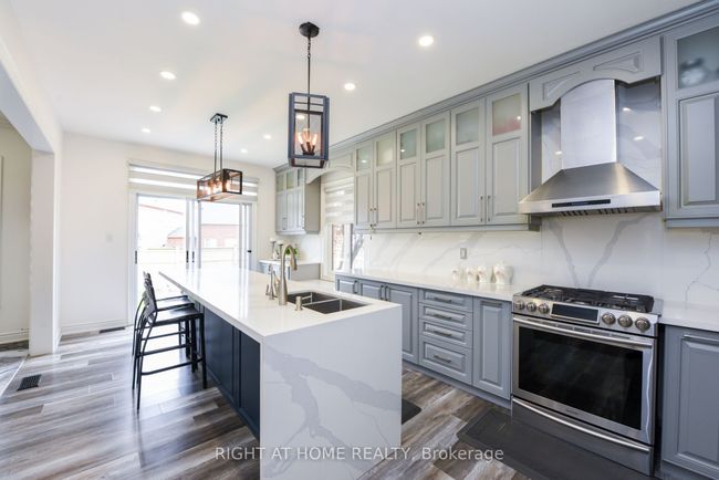 41 Darren Rd, House other with 6 bedrooms, 4 bathrooms and 4 parking in Brampton ON | Image 11