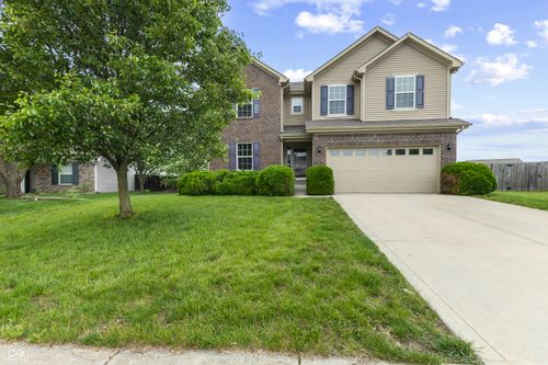 2804 Corlee Cres, Brownsburg, IN, 46112-7208 | Card Image