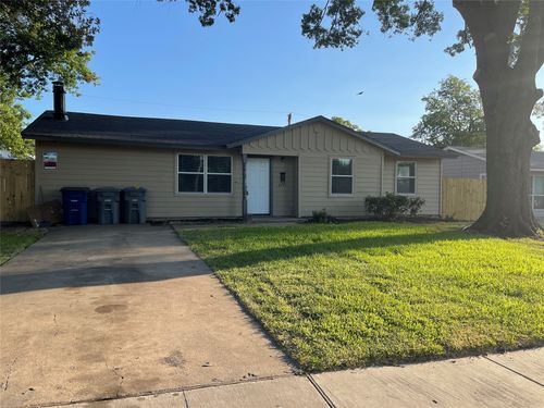 8341 Campanella Dr, Dallas, TX, 75243-1809 | Card Image