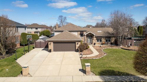 1035 Yamma Rdg, New Lenox, IL, 60451-3067 | Card Image