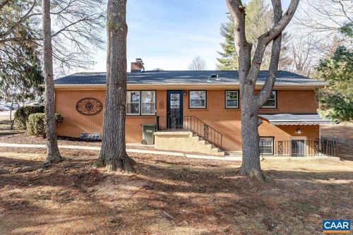 1408 N Coalter St, STAUNTON, VA, 24401 | Card Image