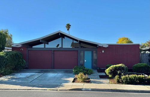 732 Crane Ave, Foster City, CA, 94404-1313 | Card Image