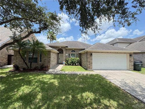 3304 Santa Olivia St, Mission, TX, 78572-8630 | Card Image
