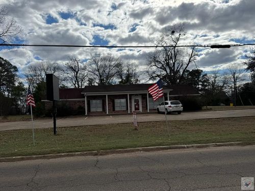 702 Arkansas Blvd, Texarkana, AR, 71854-2106 | Card Image