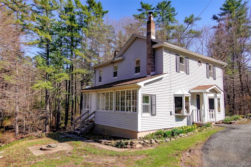 7 Highland Lake Rd, Highland Lake, NY, 12743-5200 | Card Image