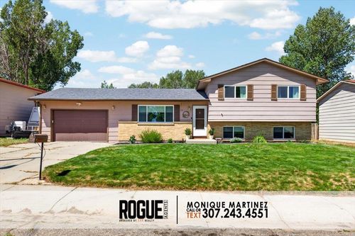 28 Begonia St, Casper, WY, 82604-3854 | Card Image