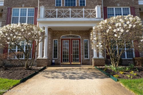422 Sophee Ln, Lakewood, NJ, 08701-6253 | Card Image