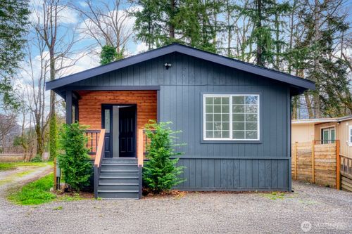 2-36010 Us 2, Sultan, WA, 98294-9690 | Card Image
