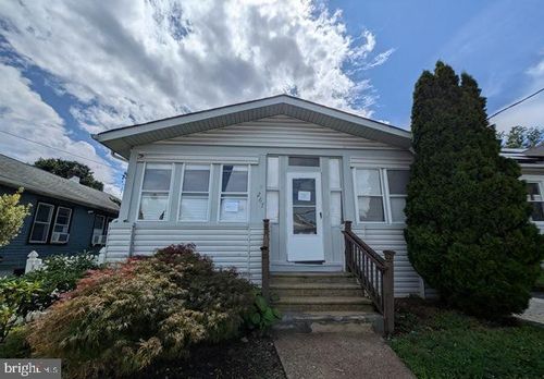 267 Homecrest, Ewing, NJ, 08638 | Card Image