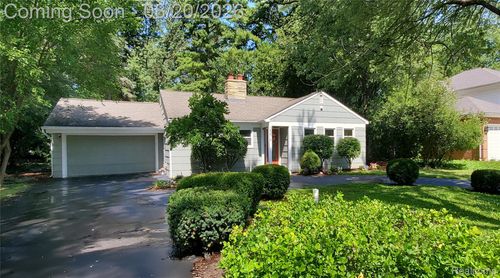 2374 Rutherford Rd, Bloomfield Hills, MI, 48302-0659 | Card Image