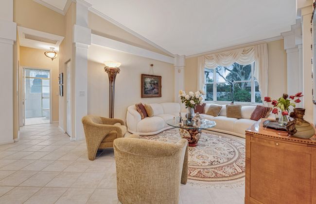 9684 Arbor View Dr N, House other with 2 bedrooms, 2 bathrooms and null parking in Boynton Beach FL | Image 6