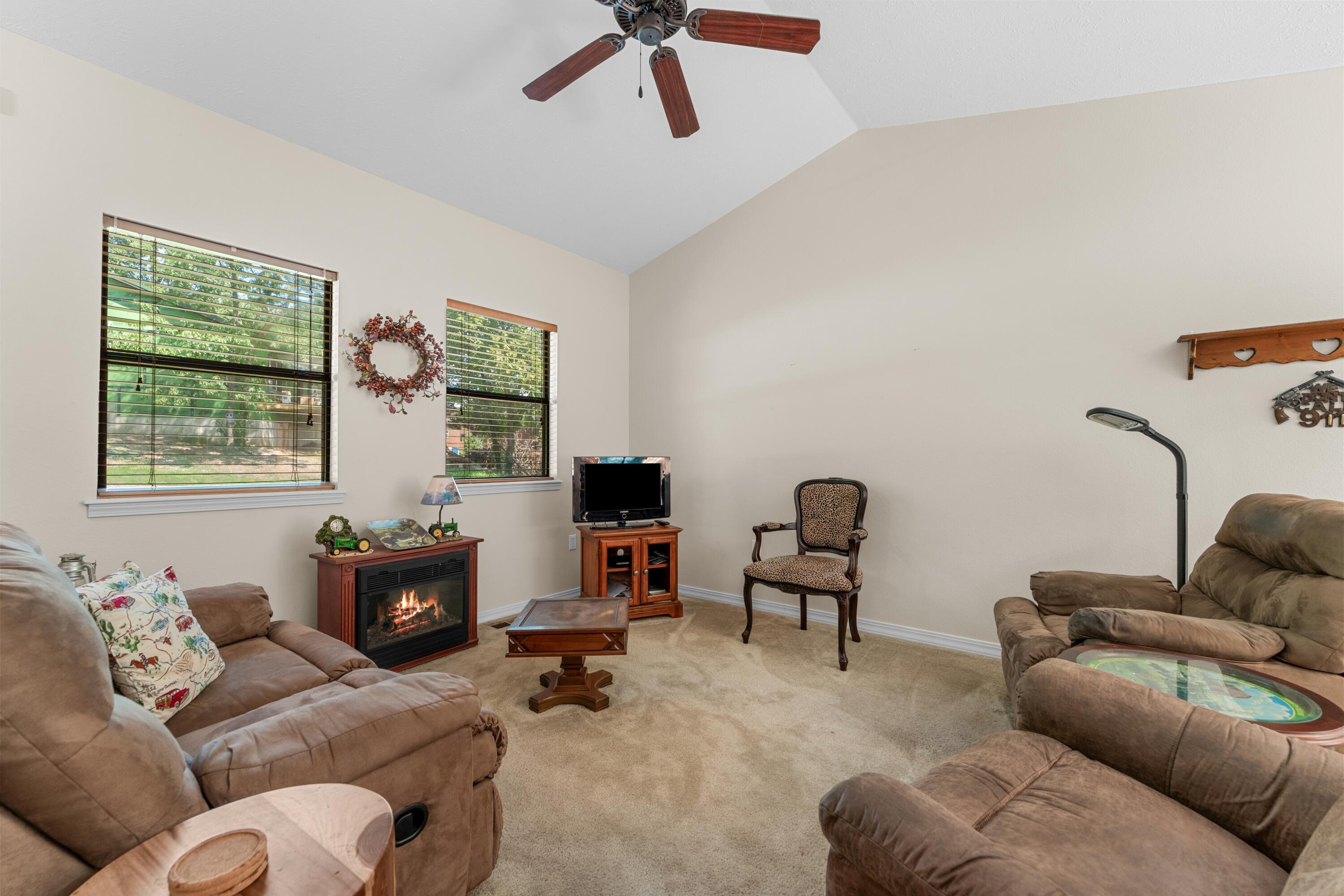 Residential in Hollister 4