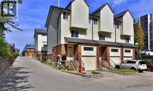 6-1085 Queens Blvd, Kitchener, ON, N2M1B9 | Card Image