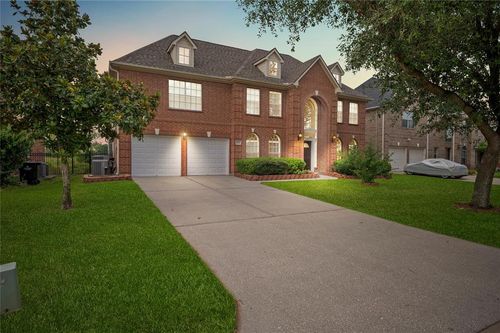 7711 Heron Lakes Dr, Houston, TX, 77064-1711 | Card Image