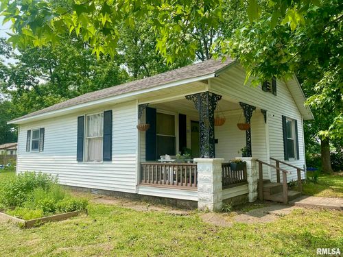 501 N 18th St, Herrin, IL, 62948-1410 | Card Image