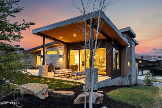 11431 N Ursa Cir, Home with 4 bedrooms, 5 bathrooms and null parking in Mayflower Mnt UT | Image 11