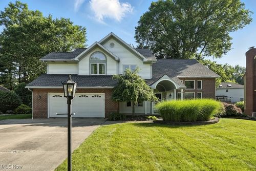 2973 Mourning Dove Cir, Stow, OH, 44224-4771 | Card Image