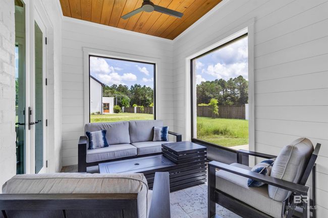 Screen Porch | Image 11