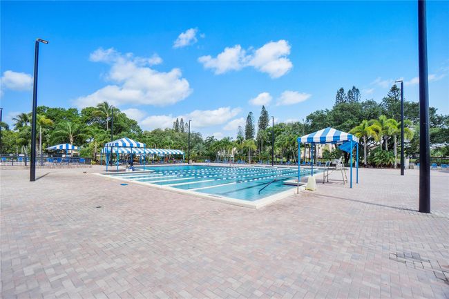 4306 Carambola Cir N, Townhouse with 2 bedrooms, 3 bathrooms and null parking in Coconut Creek FL | Image 41