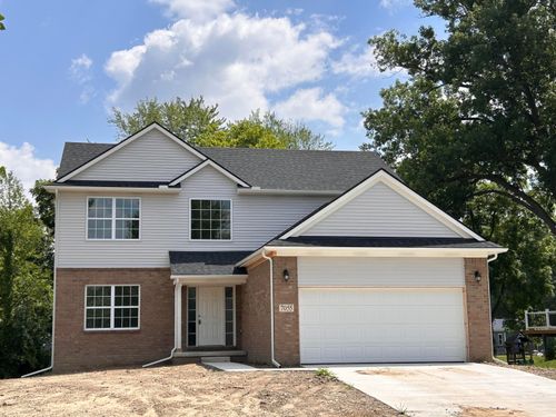 7055 Amanda Dr, Van Buren Twp, MI, 48111-5361 | Card Image