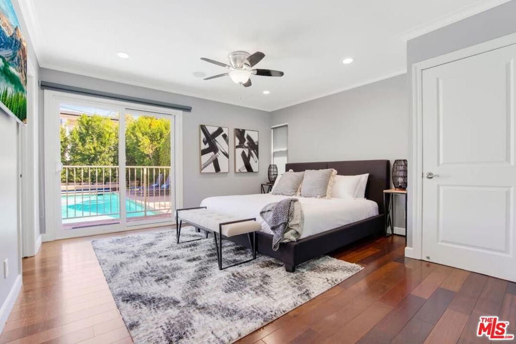 Residential Lease in Sherman Oaks 4
