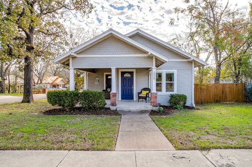 116 E Akard St, Weatherford, TX, 76086-5402 | Card Image