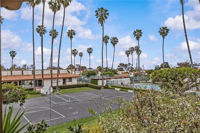 3604 Calle Casino, House other with 3 bedrooms, 3 bathrooms and 2 parking in San Clemente CA | Image 6